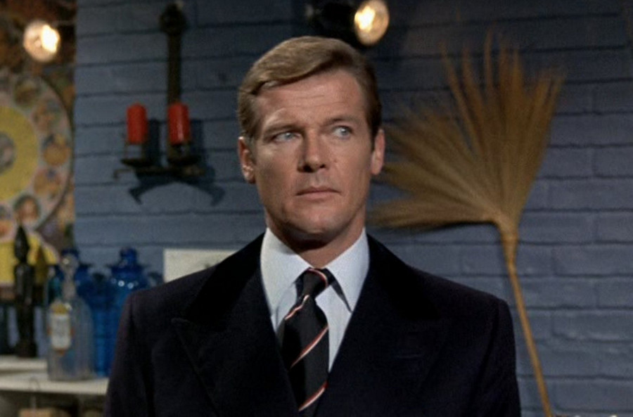 How many James Bond did Roger Moore do?