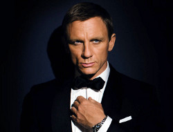 Daniel Craig Promo Shot