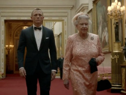 Daniel Craig and The Queen at the Olympics