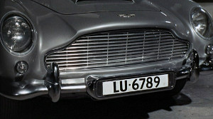 DB5 Switzerland Plates